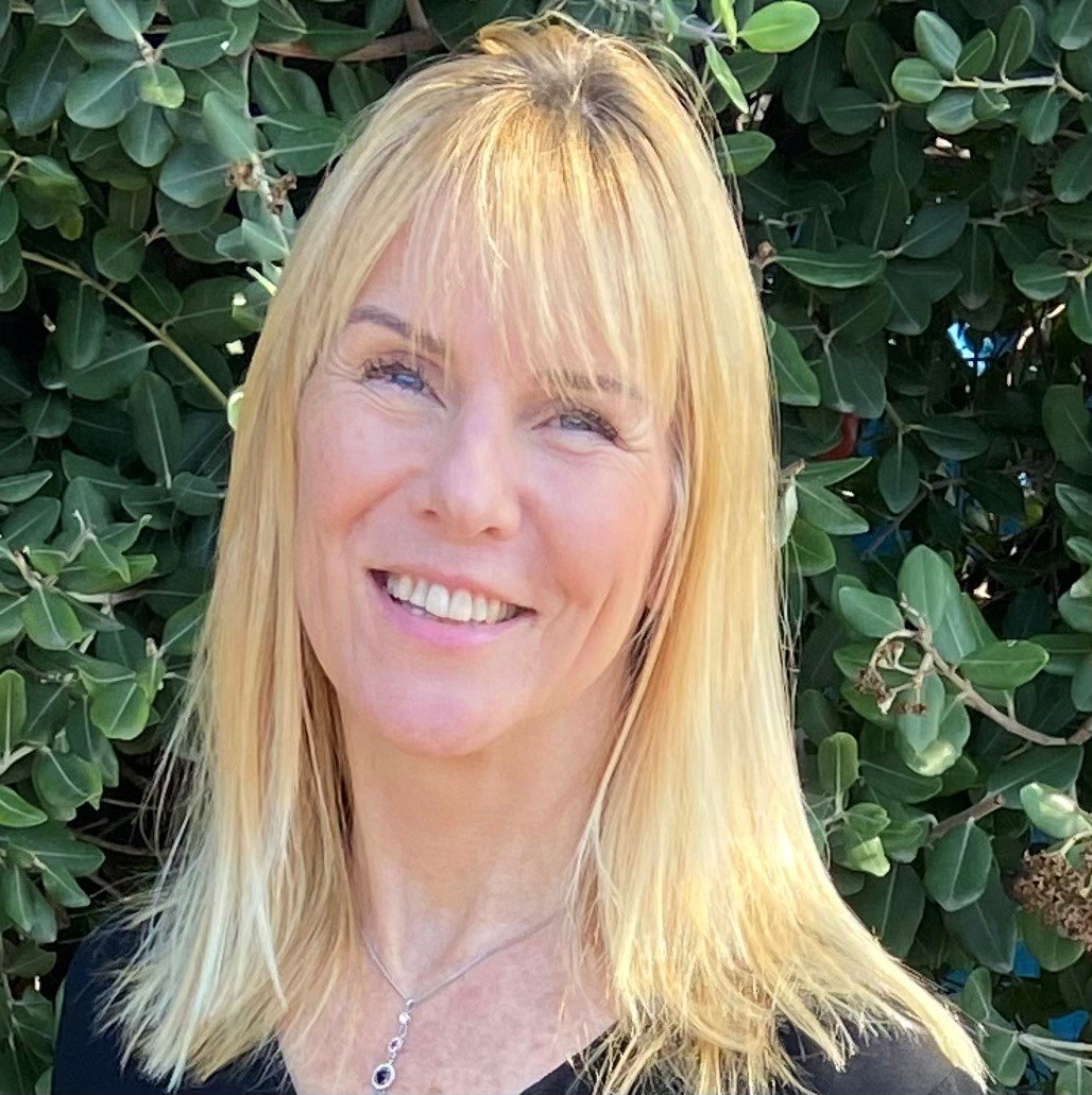 Dr. Annett Mackereth